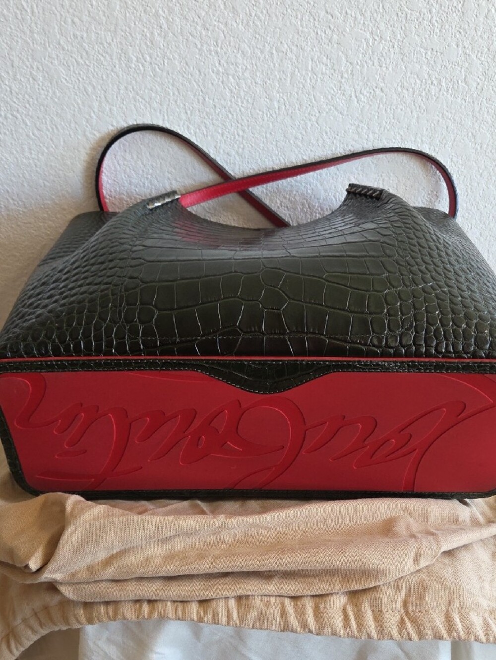 Christian Louboutin Cabarock Crocodile Embossed Tote with Red Lining - Picture 4 of 12